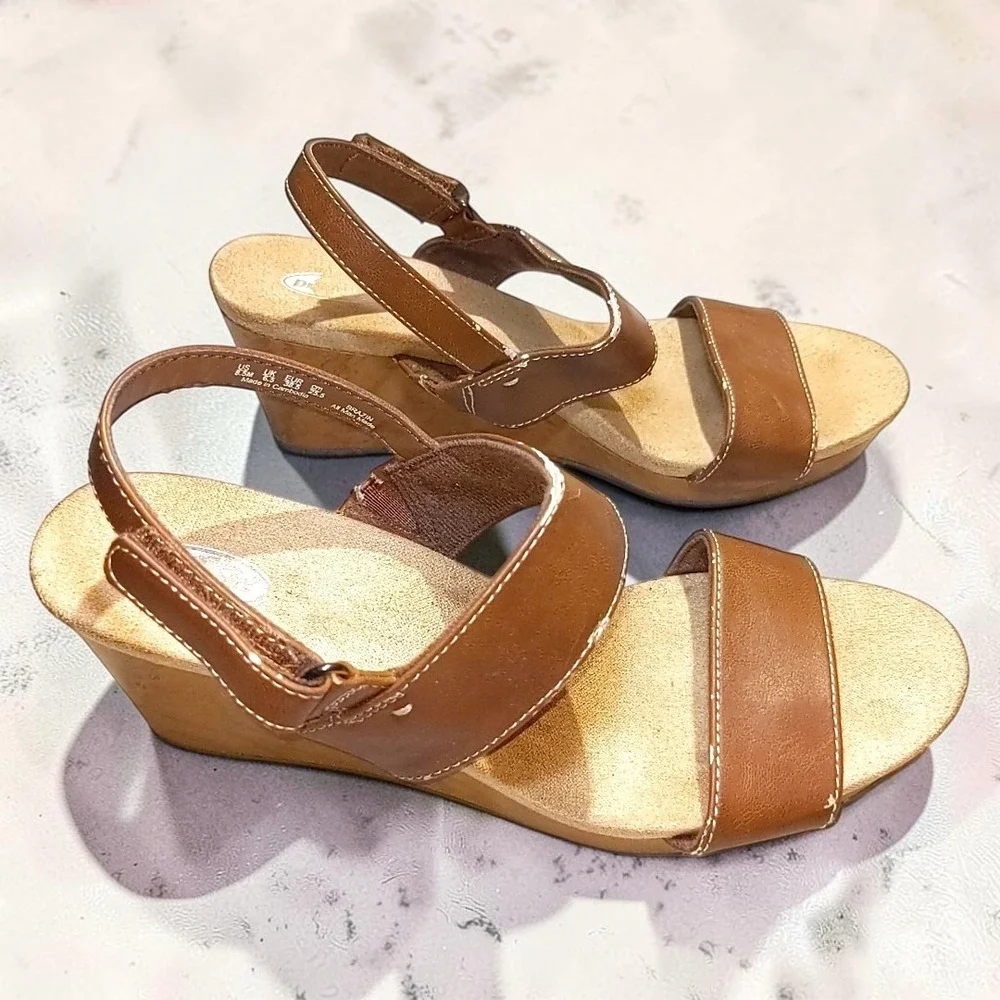 Dr. Scholls Brazin Wedge Sandals 8.5M Women Brown Ankle Strap Comfort Platform